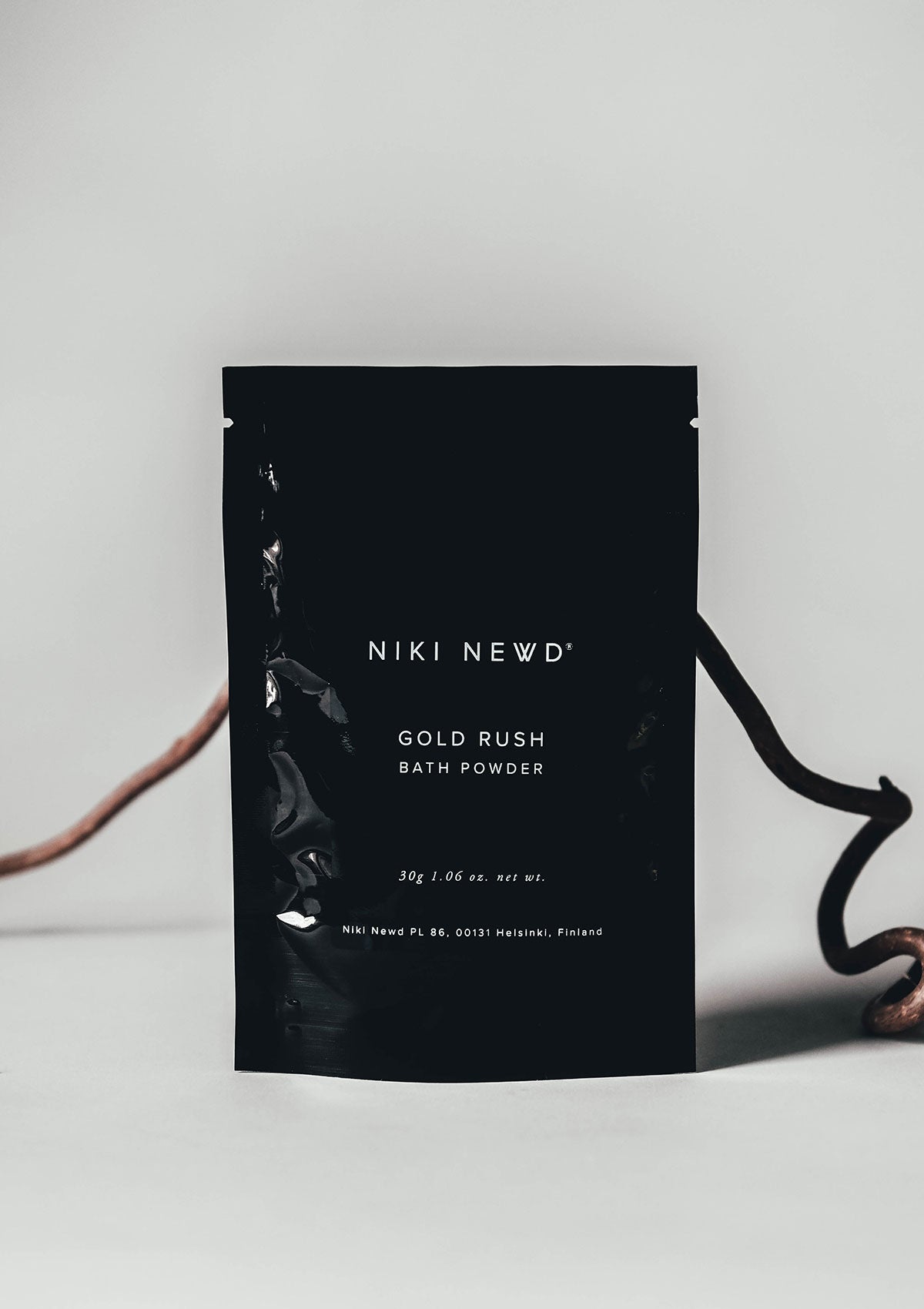 Niki Newd®  Gold Rush Bath Powder 