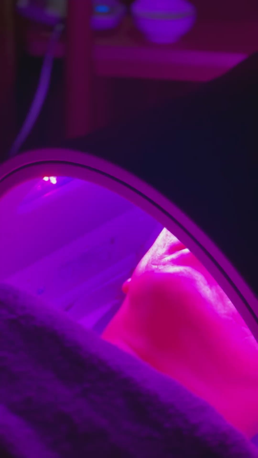 Niki Newd facial treatment featuring red LED light therapy in a luxury spa. Relaxing skincare routine to rejuvenate, brighten, and firm the skin.