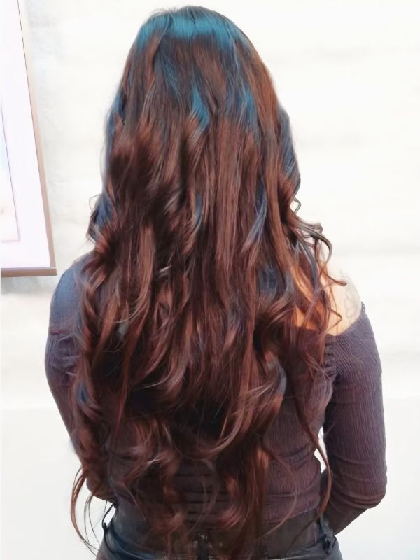 Teippipidennys – luonnollisen kaunis pituus ja tuuheus viimeisteltynä Niki Newd® Hair Studion tyyliin.